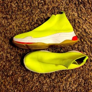 Neon slid on sneakers!